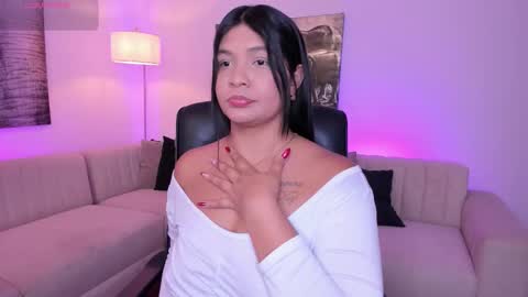 Alaia online show from January 7, 2026, 7:49 pm