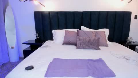 Alaia online show from February 4, 2026, 7:53 pm