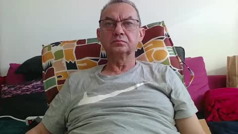 alain5159 online show from April 7, 2026, 8:15 am