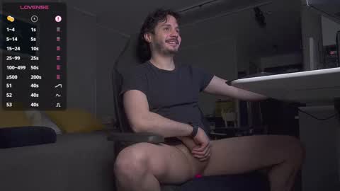 Maxi  online show from November 15, 2025, 7:05 am