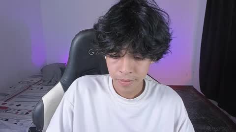 alan18n online show from November 22, 2025, 5:06 am