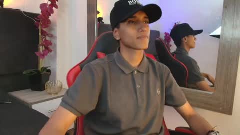 alan_colthon online show from June 3, 2026, 4:15 am