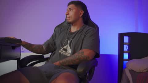 Alan online show from November 19, 2025, 5:40 am