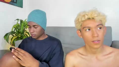 Alan and Criss - WE JUST FRIENDS WITH BENEFITS BOTH VERS online show from December 6, 2024, 9:46 pm