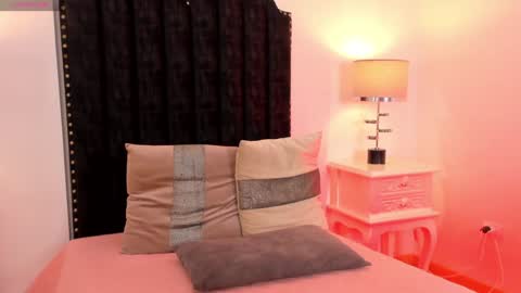 alana_2916 online show from January 6, 2025, 7:56 pm