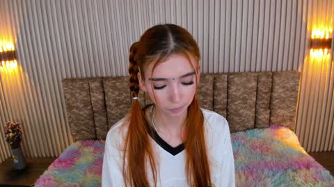 A L A N A  online show from February 4, 2025, 5:55 pm