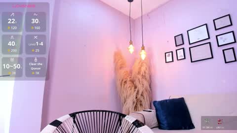 Snapshot of alana__rossetti chatting on December 15, 2025, 12:42 pm Alana online show from December 15, 2025, 12:42 pm