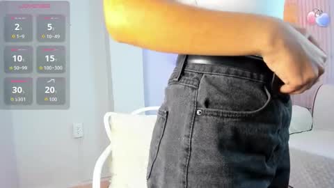 Snapshot of alana__rossetti chatting on January 15, 2026, 12:10 pm Alana online show from January 15, 2026, 12:10 pm