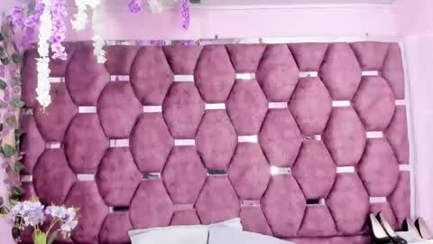 alana_deivis online show from February 18, 2026, 2:51 am