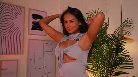 Alana online show from September 25, 2025, 1:31 am