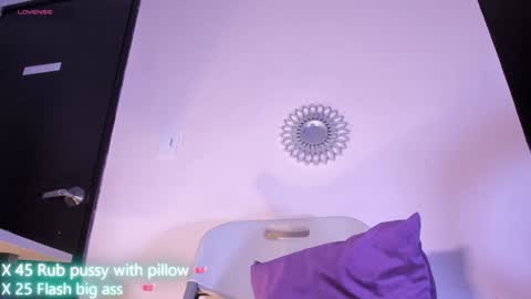 Maeve  online show from December 7, 2024, 2:13 pm