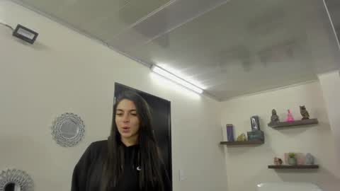 Maeve  online show from January 2, 2025, 4:56 pm