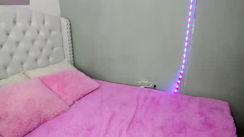 Alana. online show from January 9, 2025, 1:18 am