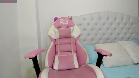 Alana. online show from February 1, 2025, 3:08 am