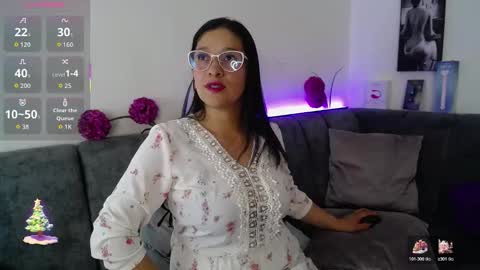 Alana  online show from February 5, 2026, 7:40 pm