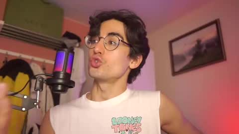 idenavarre online show from January 24, 2025, 2:07 am