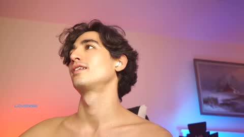 idenavarre online show from March 3, 2025, 9:26 pm