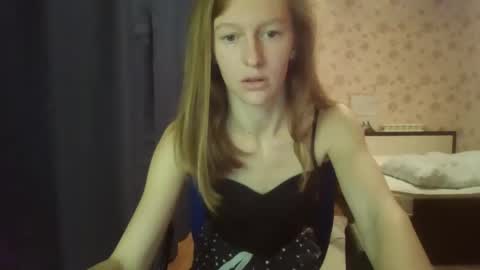 Snapshot of alane26 chatting on March 2, 2025, 3:27 pm Elisa online show from March 2, 2025, 3:27 pm