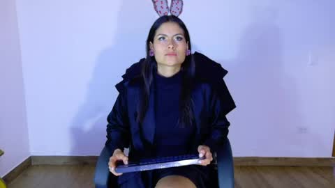 alanis  online show from May 28, 2026, 5:10 pm