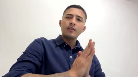 Snapshot of alanj998 chatting on November 1, 2025, 1:29 am alanj998 online show from November 1, 2025, 1:29 am