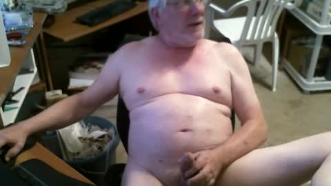 Snapshot of alanlee10allen chatting on September 8, 2025, 4:39 pm Alanlee10allen online show from September 8, 2025, 4:39 pm