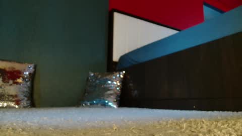 Snapshot of alanna_gold chatting on November 2, 2025, 4:37 am Alanna online show from November 2, 2025, 4:37 am