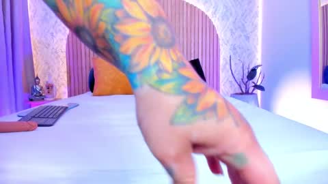 Alanna  online show from February 4, 2025, 7:40 am