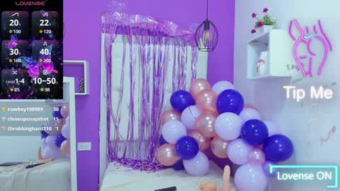 Snapshot of alanna_hot3 chatting on January 16, 2025, 10:55 pm Ana online show from January 16, 2025, 10:55 pm