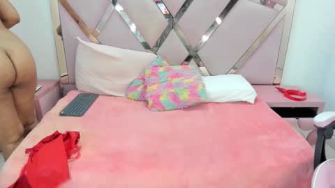 Snapshot of alannaht chatting on May 18, 2026, 5:41 pm alannaht online show from May 18, 2026, 5:41 pm