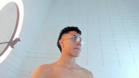 Snapshot of alannaughty_ chatting on December 29, 2024, 7:50 am alannaughty_ online show from December 29, 2024, 7:50 am