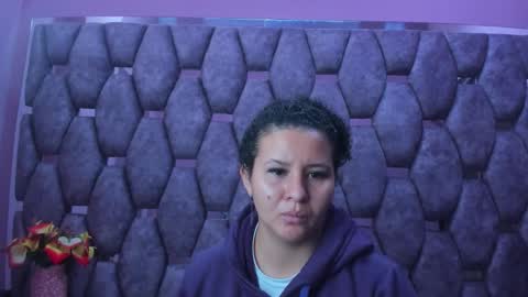 AlaSmith  online show from November 16, 2025, 1:55 am