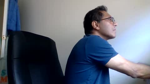 Snapshot of albalchal1973 chatting on March 22, 2026, 10:35 pm albalchal1973 online show from March 22, 2026, 10:35 pm