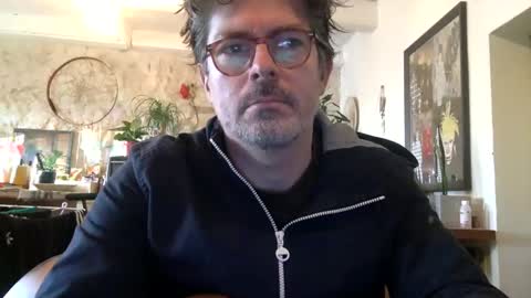 albandant online show from December 7, 2024, 2:46 pm