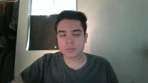 albertoarenas16 online show from May 31, 2026, 12:30 am