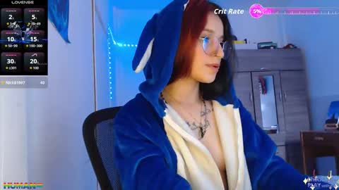 Snapshot of ale_blue_ chatting on September 19, 2025, 3:45 pm Ale  online show from September 19, 2025, 3:45 pm