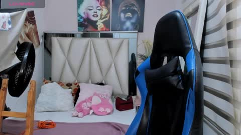 ale_noah_xxx online show from December 11, 2024, 2:41 am