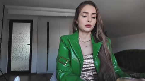 Alecssalove online show from February 16, 2026, 1:07 pm