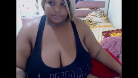 aleeinvein1 online show from January 12, 2025, 11:58 pm