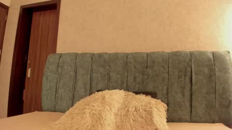 Aleera online show from February 18, 2026, 8:38 pm