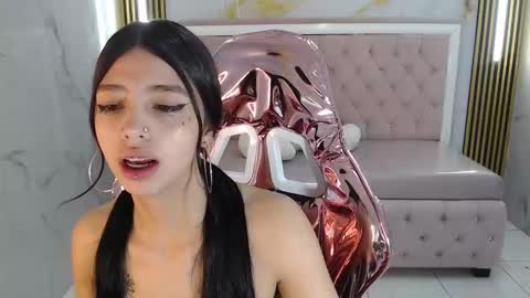 Ale online show from November 11, 2025, 1:11 pm