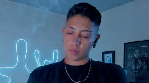 Alejandra online show from November 10, 2025, 9:25 pm