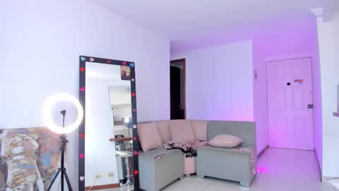 Alejandra Arango online show from February 16, 2026, 9:22 pm