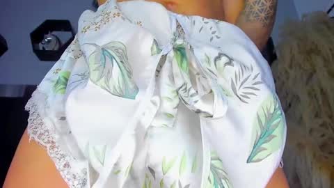 Snapshot of aleja_rogers996 chatting on December 16, 2024, 10:13 pm Alejandra online show from December 16, 2024, 10:13 pm