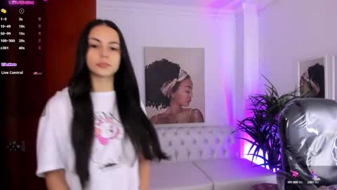 Alejandra online show from January 30, 2025, 11:22 am