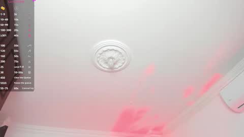 Alejandra online show from February 27, 2025, 11:10 am