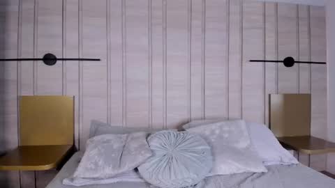 alejandra_marin_ online show from June 10, 2026, 2:01 am