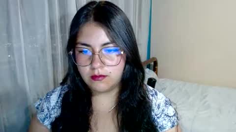 Alejandra online show from June 6, 2026, 9:25 am