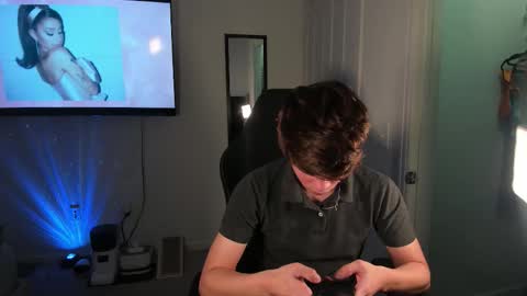 Alex online show from November 20, 2025, 8:08 pm