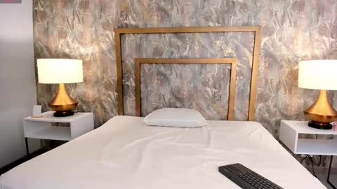          online show from November 29, 2025, 3:09 am