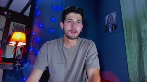 alejo_323__ online show from January 27, 2025, 2:31 am
